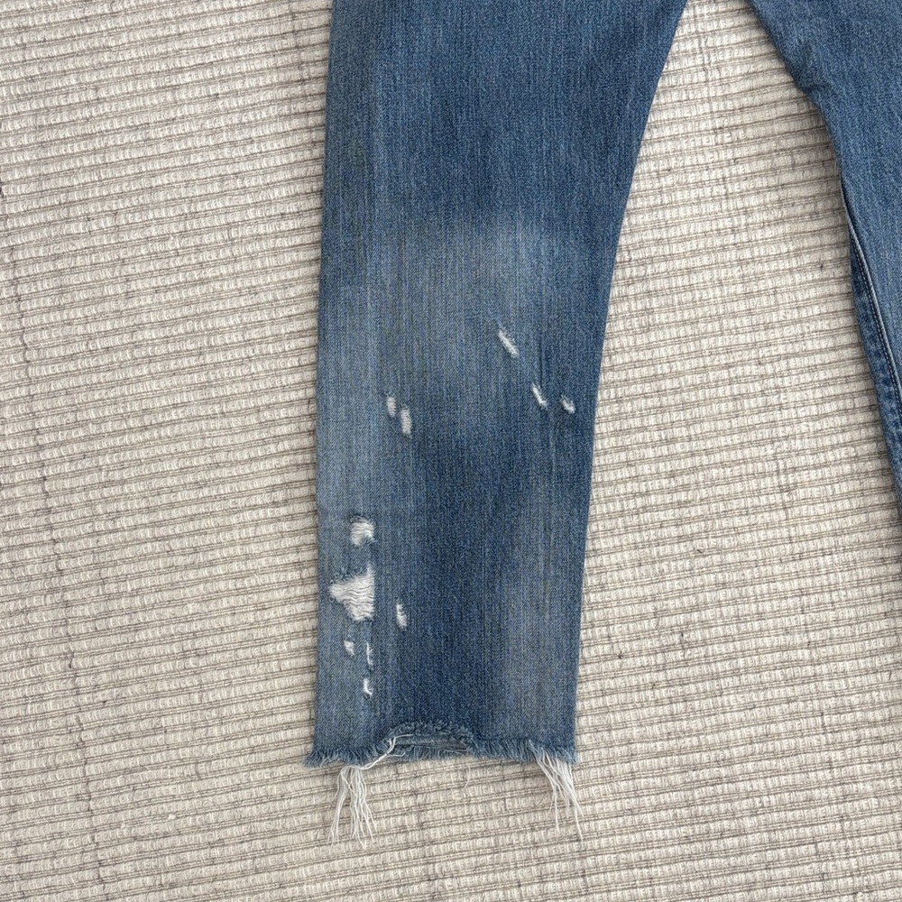 Distressed Blue Jeans - Picture 6 of 7